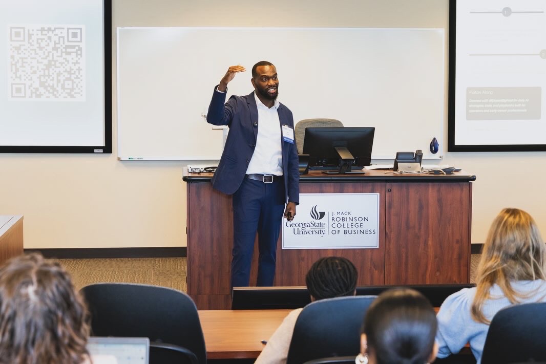 Fred Underwood presenting AI strategy for sports organizations